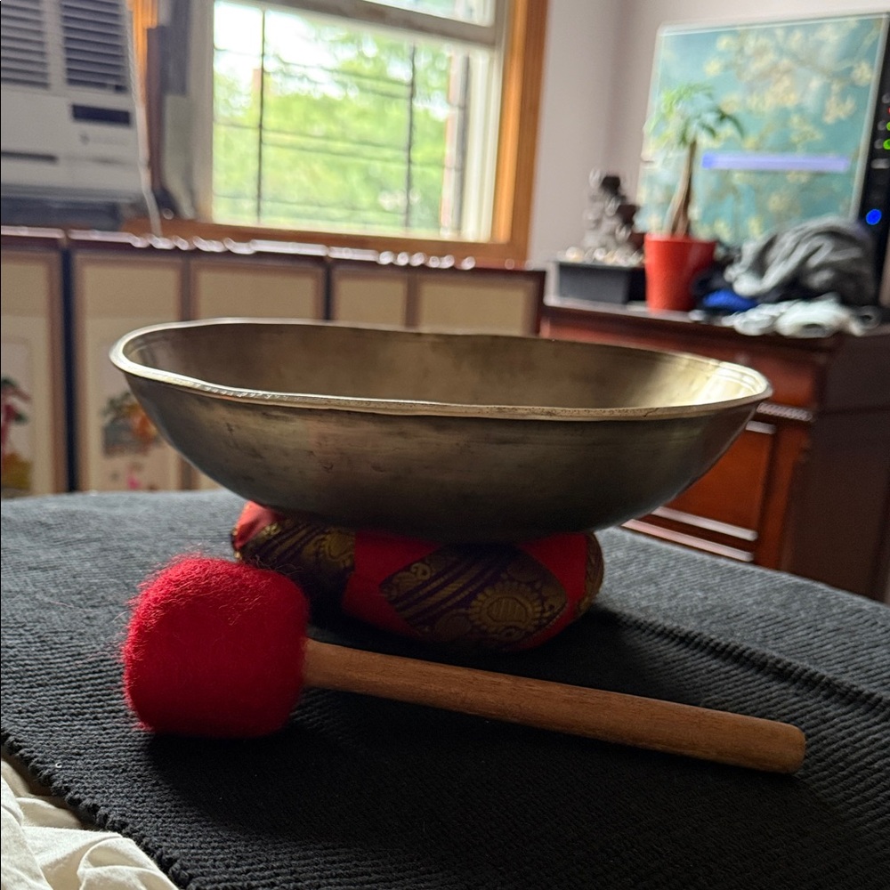 11.5” Antique Singing Bowl with Red Mallet